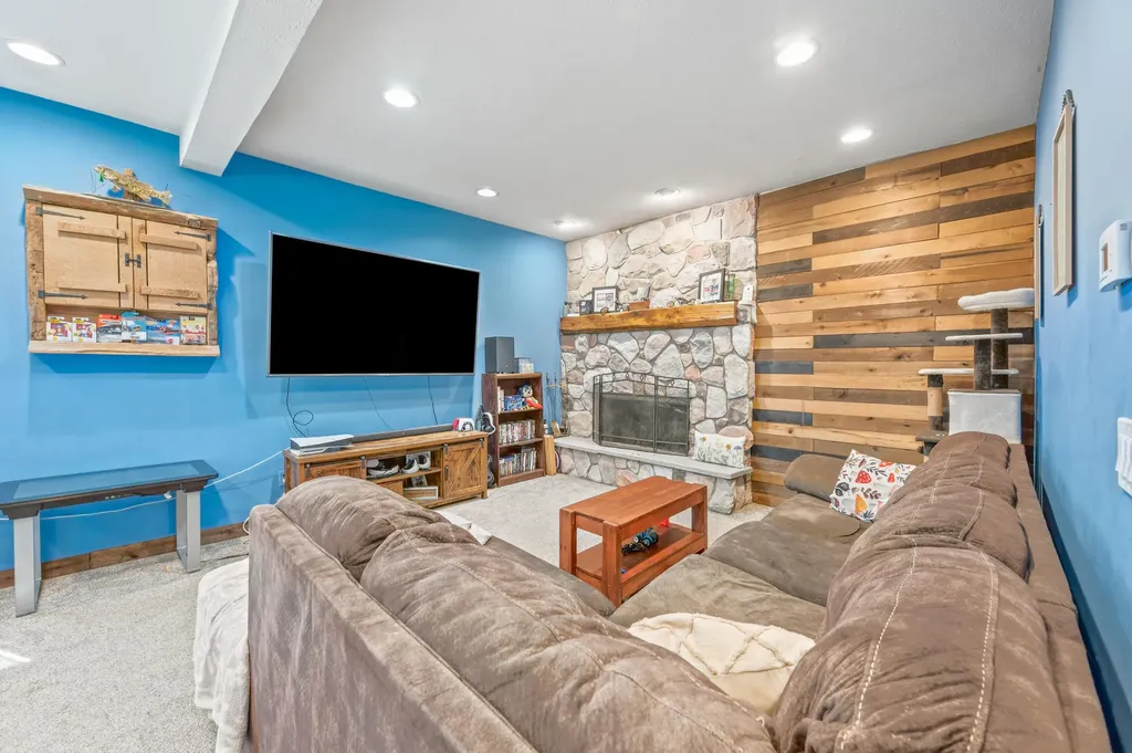 2079 E Stoney Corners Road Clam Union Township MI 49657