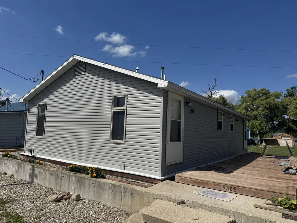 9388 S Lake Drive Evart Township MI 49631