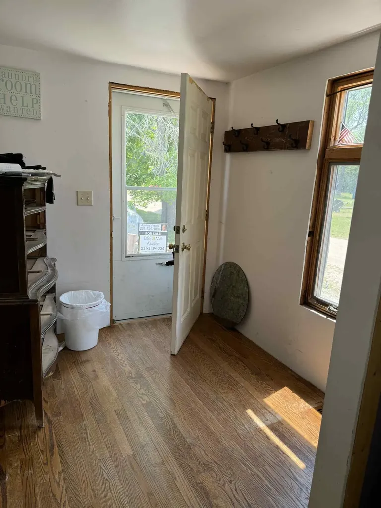 9388 S Lake Drive Evart Township MI 49631