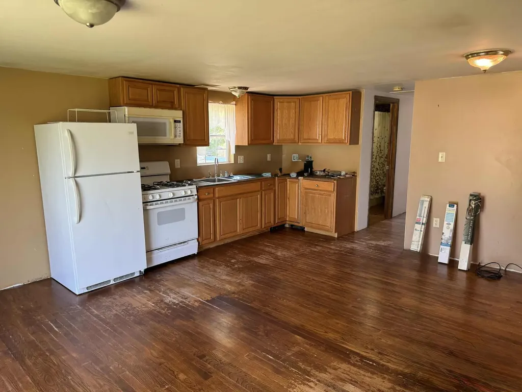 9388 S Lake Drive Evart Township MI 49631