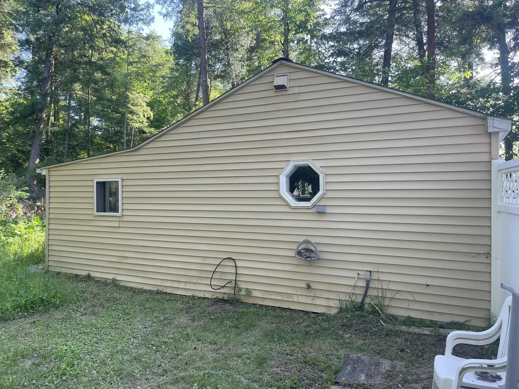 4629 S Croton Hardy Drive Big Prairie Township MI 49337