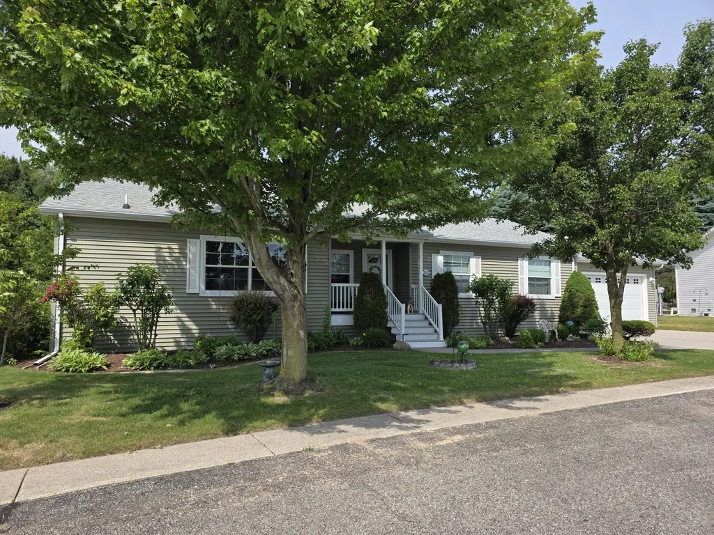 705 Peach Lane Fremont City MI 49412