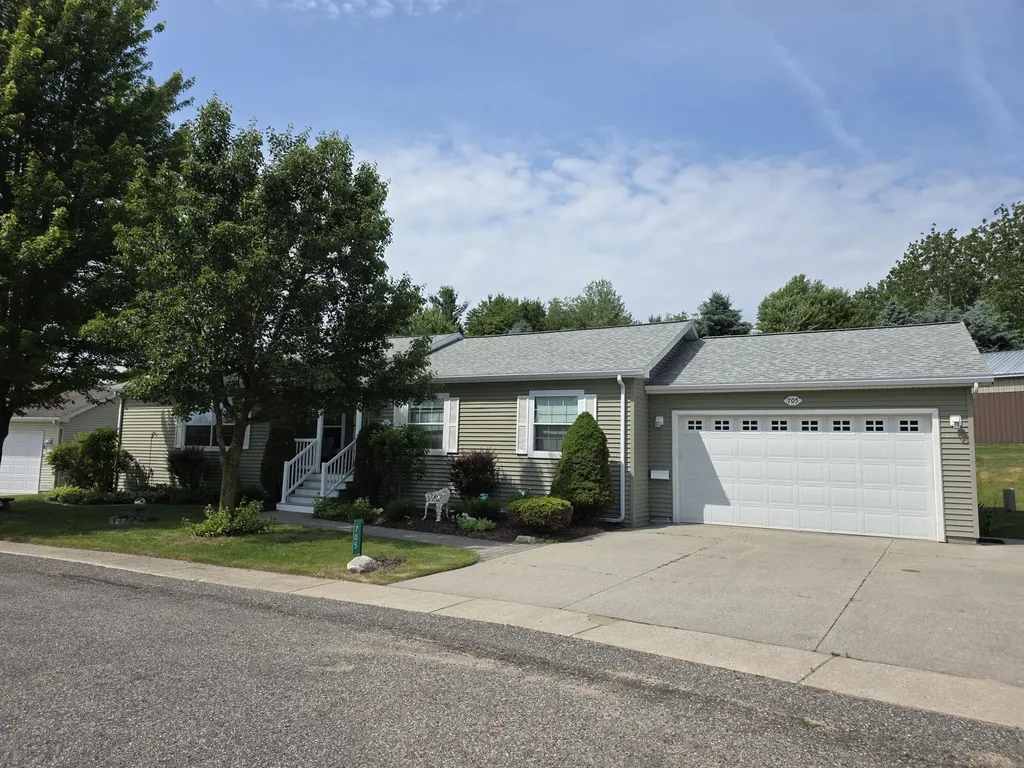 705 Peach Lane Fremont City MI 49412
