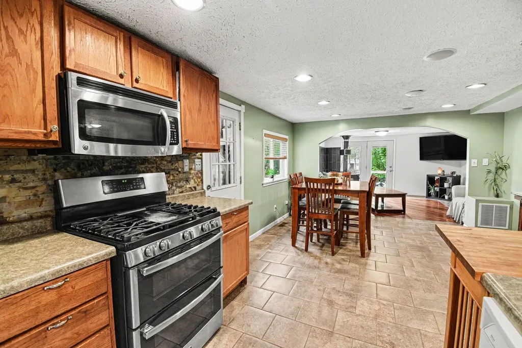 4477 104th Avenue Cheshire Township MI 49010