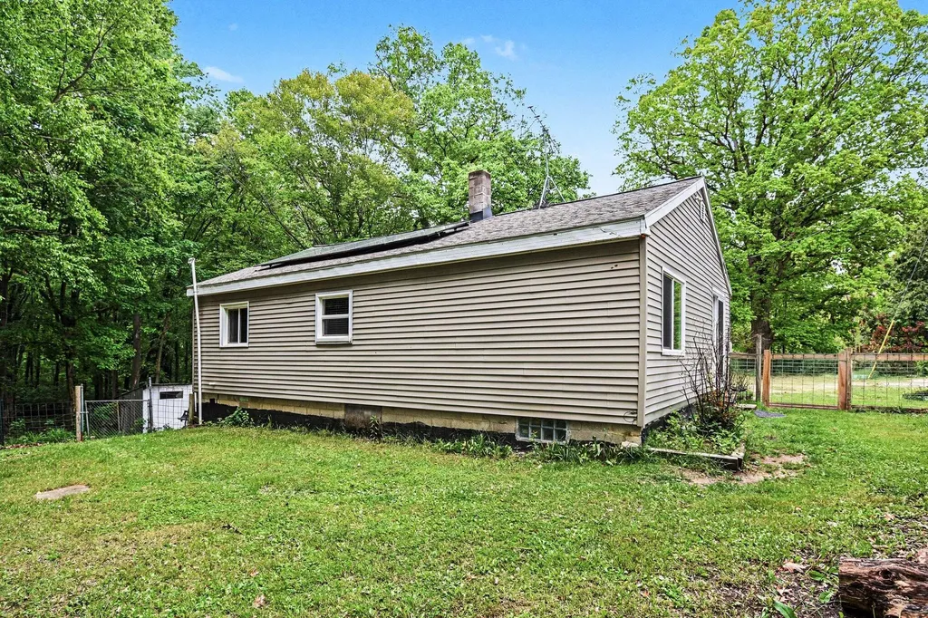 4477 104th Avenue Cheshire Township MI 49010