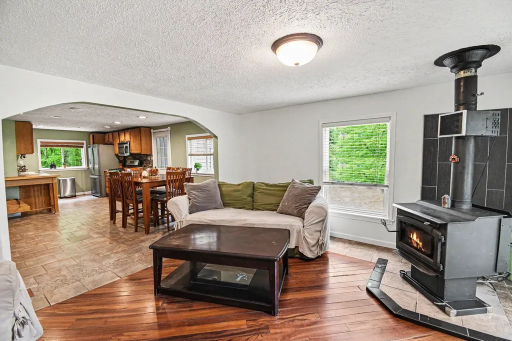 4477 104th Avenue Cheshire Township MI 49010