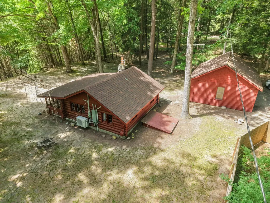 1464 E Gardner Avenue Brooks Township MI 49337