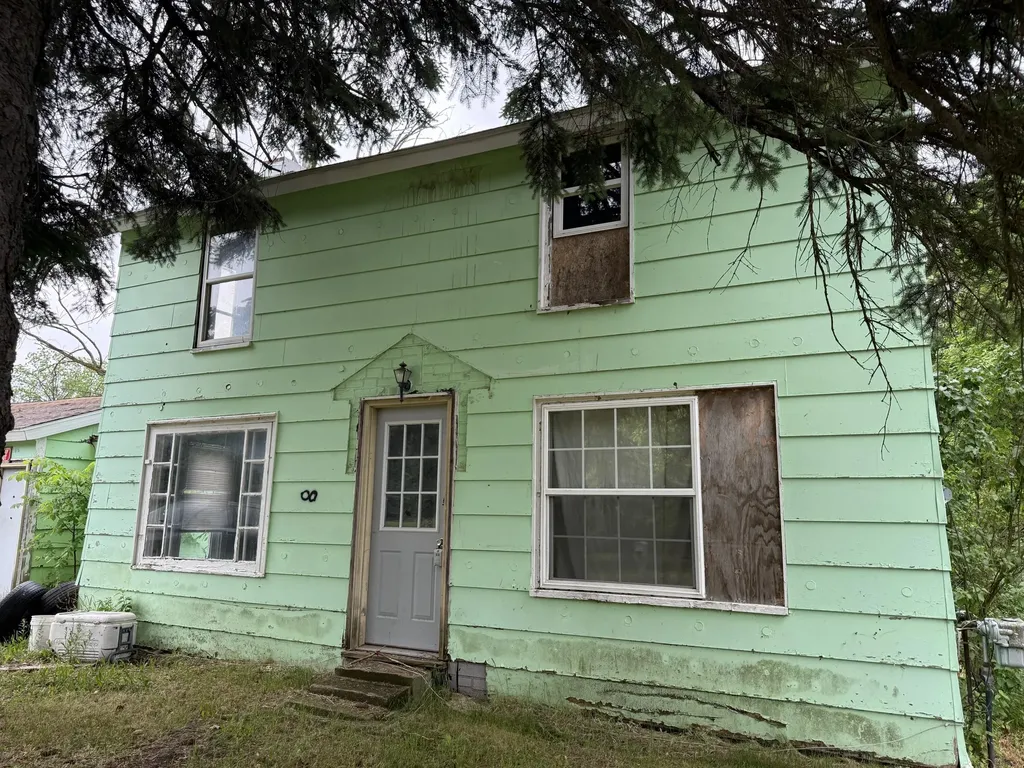 108 E North Street Unknown City MI 48829