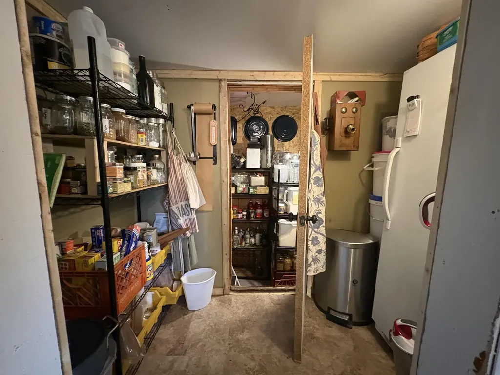 8465 S Michcon Avenue Pleasant Plains Township MI 49304
