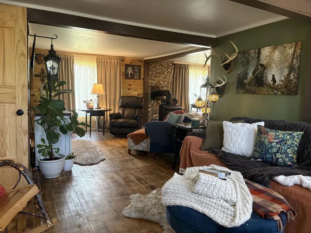 8465 S Michcon Avenue Pleasant Plains Township MI 49304