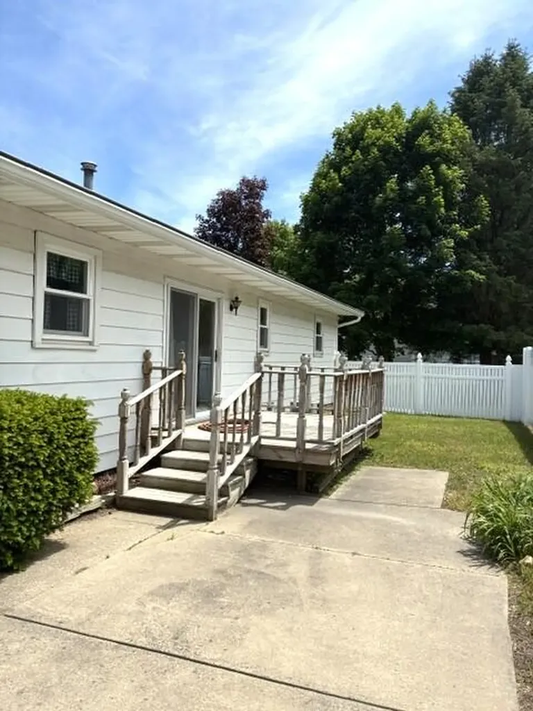 504 Mecosta Avenue Big Rapids City MI 49307