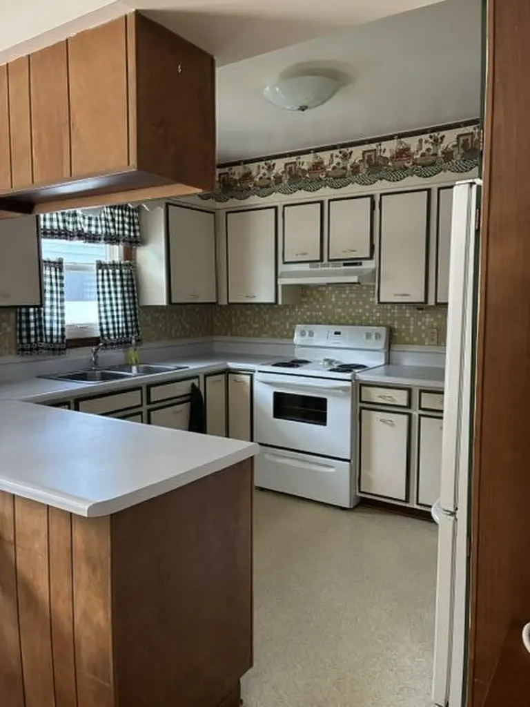 504 Mecosta Avenue Big Rapids City MI 49307