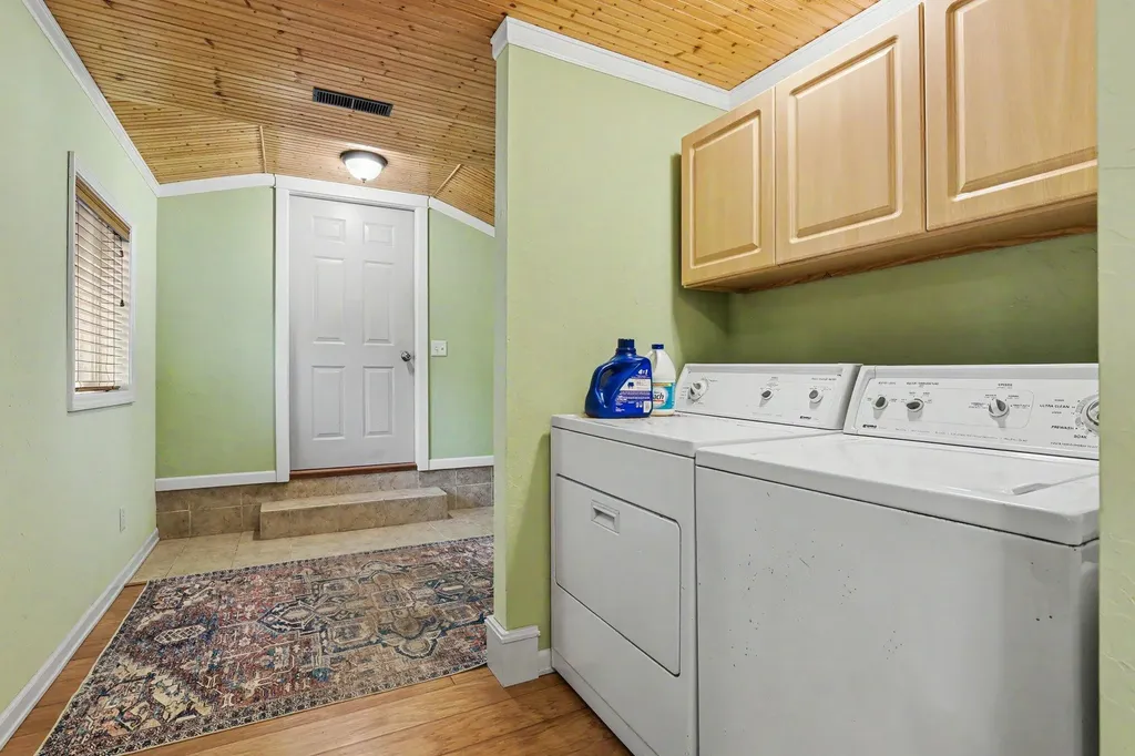 13541 Sunset Shores Drive NE Nelson Township MI 49319