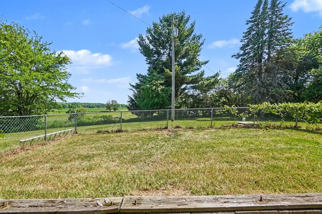2732 S Osborn Avenue Dayton Township MI 49412