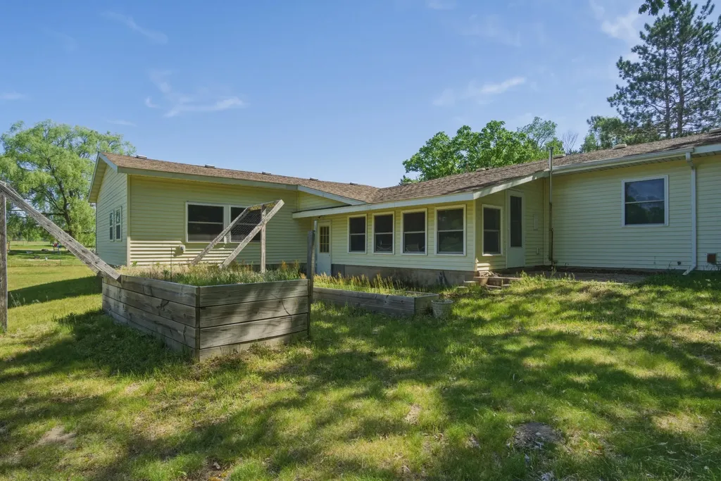 1925 175th Avenue Deerfield Township MI 49336