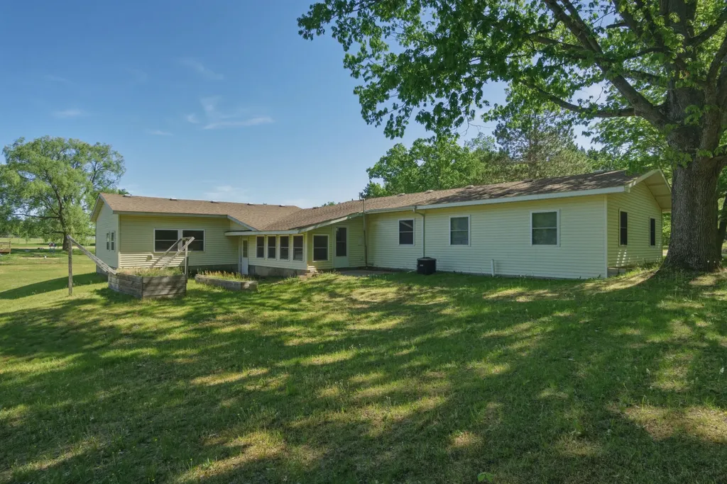 1925 175th Avenue Deerfield Township MI 49336