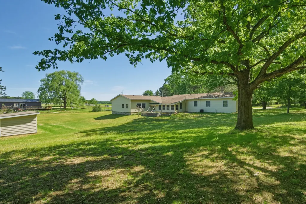 1925 175th Avenue Deerfield Township MI 49336