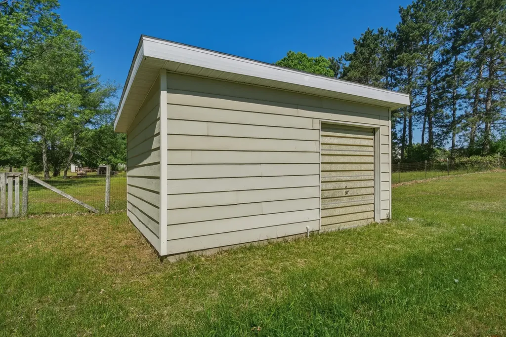 1925 175th Avenue Deerfield Township MI 49336