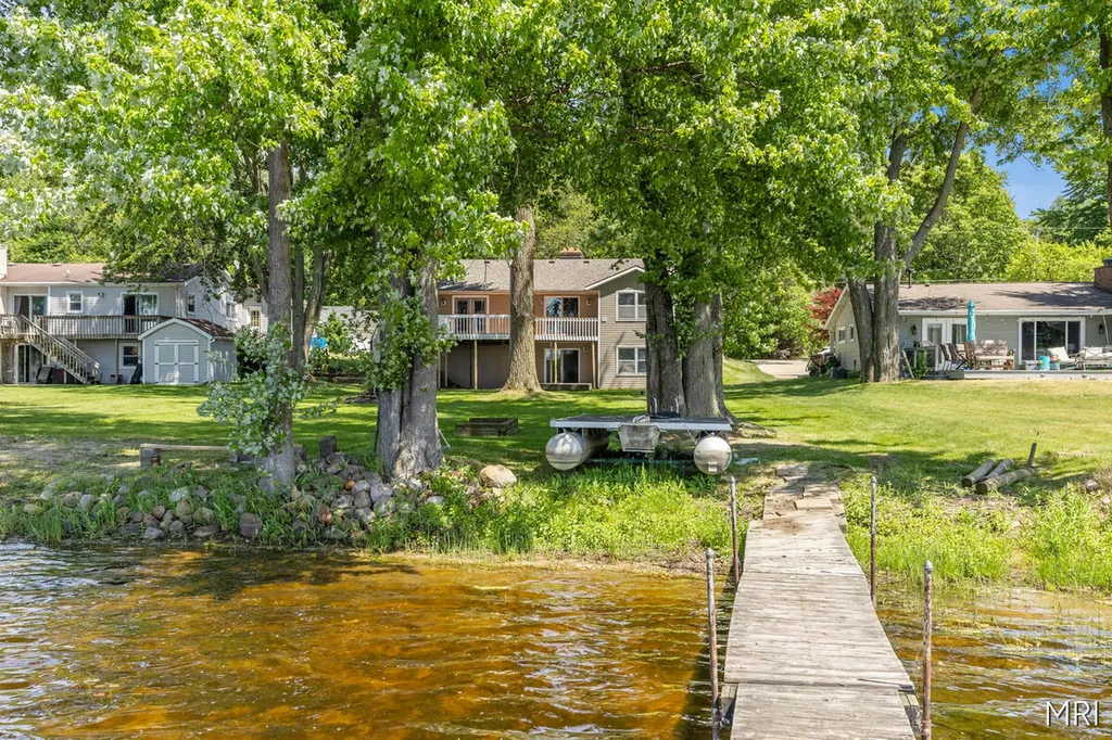 8303 Cowan Lake Drive NE Grattan Township MI 49341