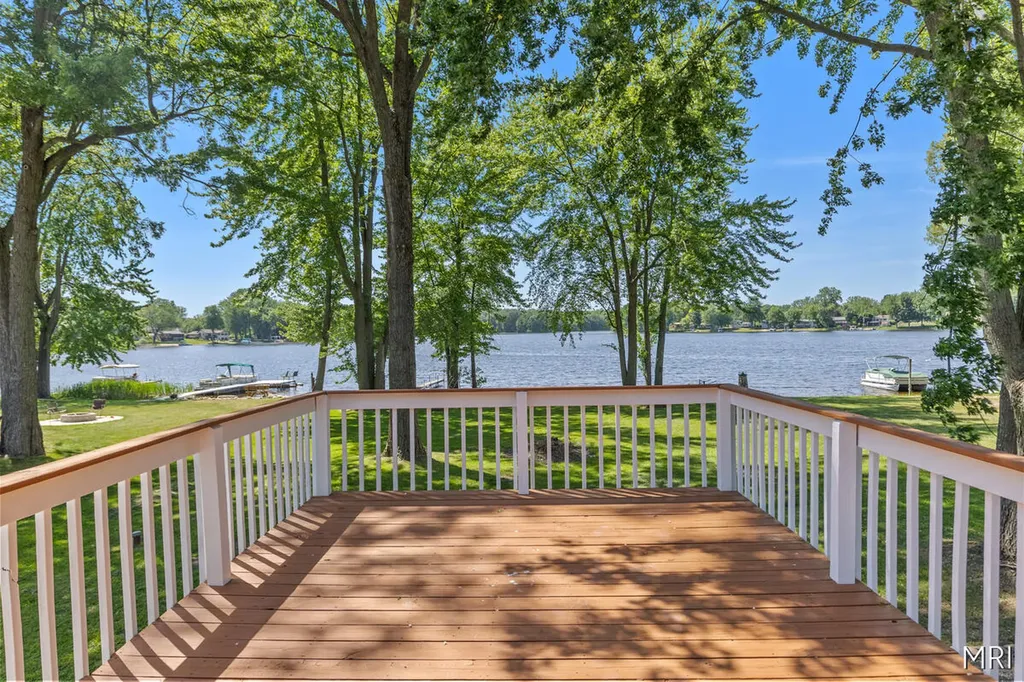 8303 Cowan Lake Drive NE Grattan Township MI 49341