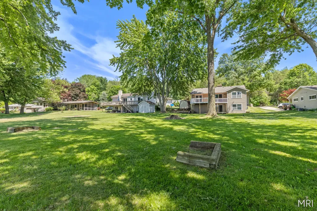 8303 Cowan Lake Drive NE Grattan Township MI 49341