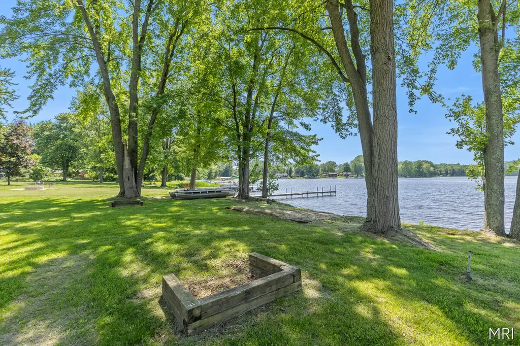 8303 Cowan Lake Drive NE Grattan Township MI 49341