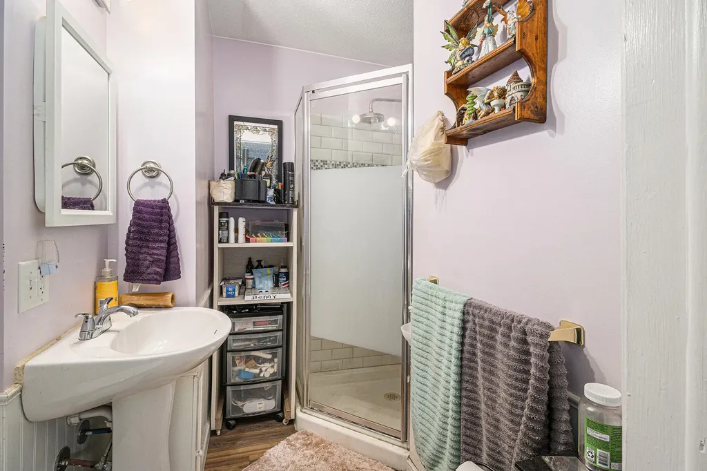 19030 W Almy Road Reynolds Township MI 49329
