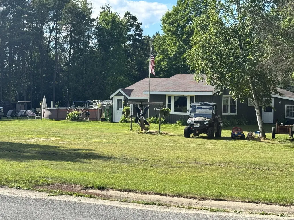 19030 W Almy Road Reynolds Township MI 49329