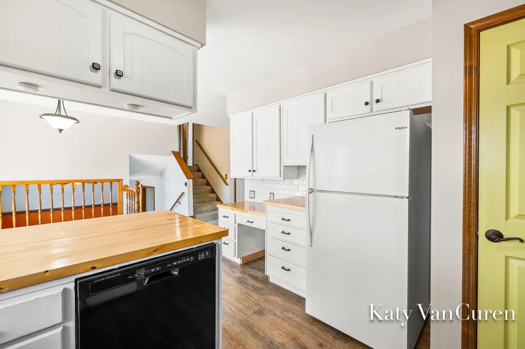 6091 Rogue River Meadows Drive NE Plainfield Charter Township MI 49306