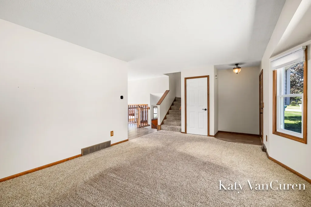 6091 Rogue River Meadows Drive NE Plainfield Charter Township MI 49306