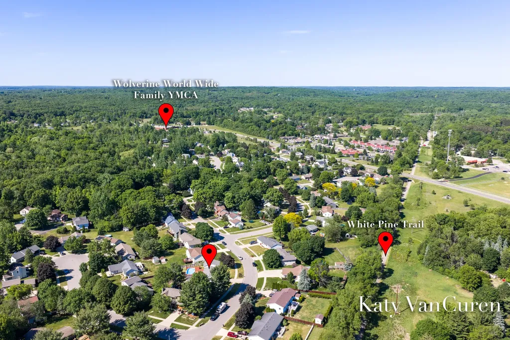 6091 Rogue River Meadows Drive NE Plainfield Charter Township MI 49306