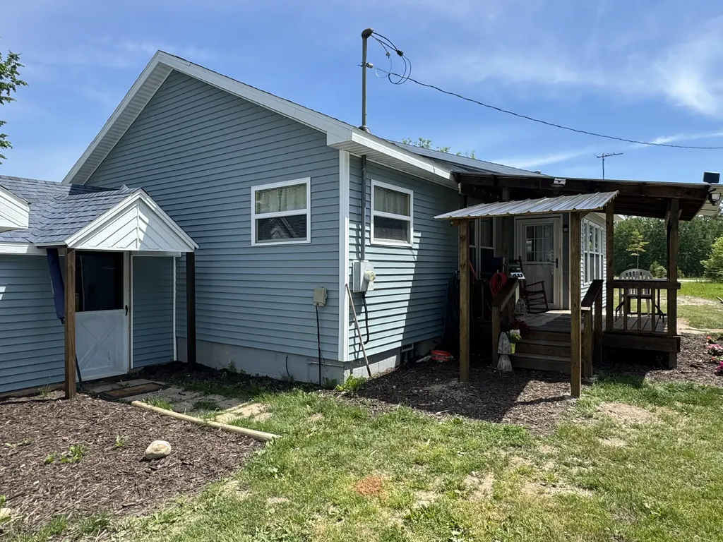 1952 W 16 Road Antioch Township MI 49668