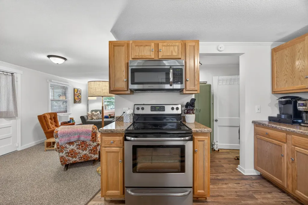 9267 Lake Drive Unknown City MI 49677