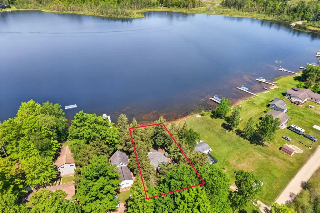 9267 Lake Drive Unknown City MI 49677