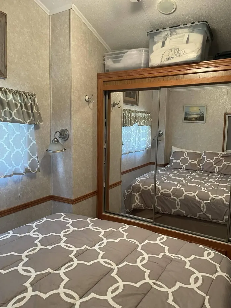 8091 Carriage Lane Morton Township MI 49336