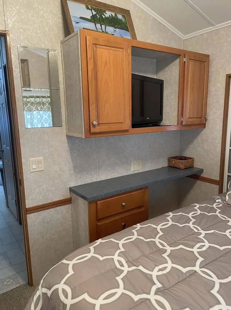 8091 Carriage Lane Morton Township MI 49336