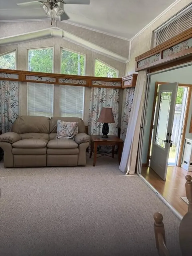 8091 Carriage Lane Morton Township MI 49336