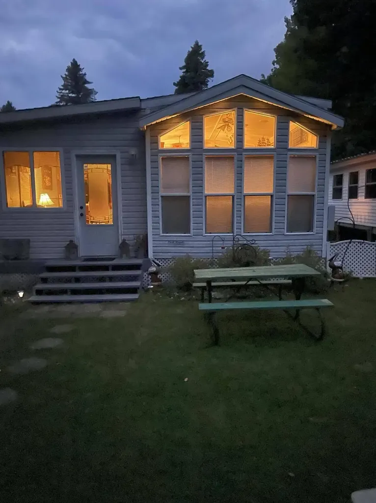 8091 Carriage Lane Morton Township MI 49336