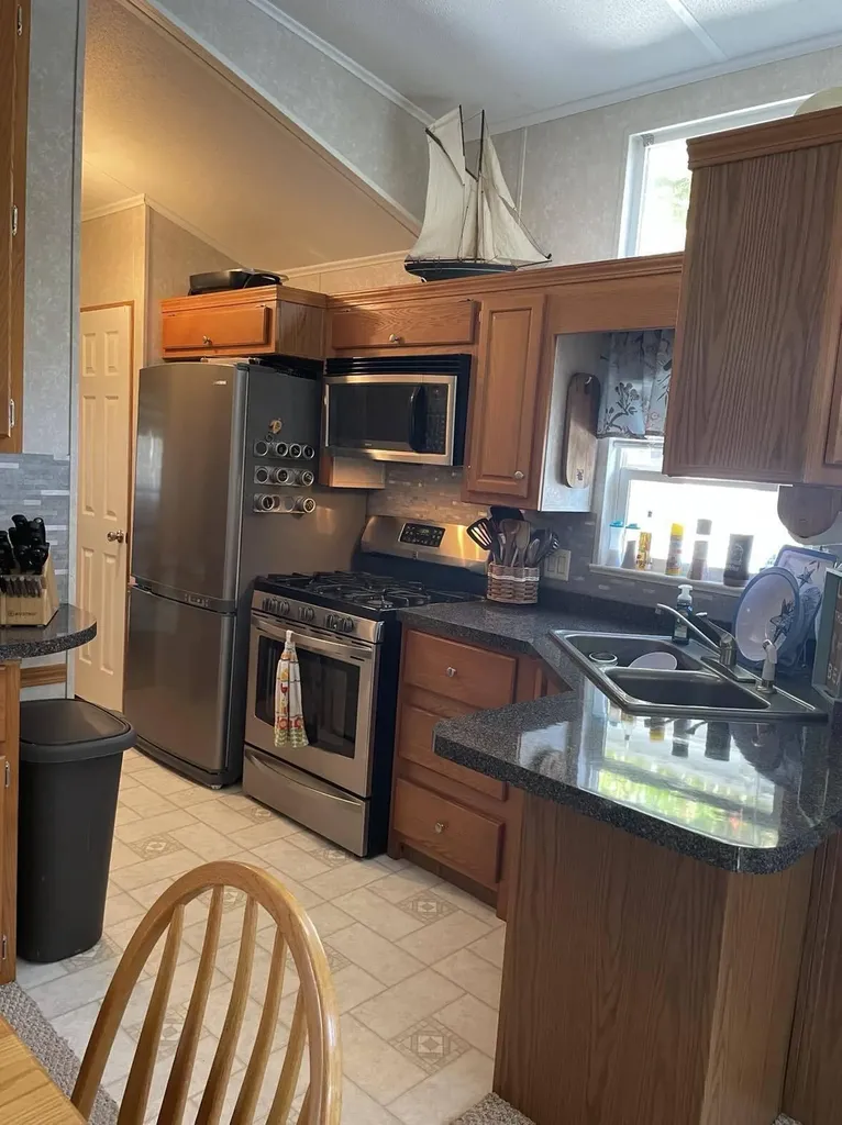 8091 Carriage Lane Morton Township MI 49336