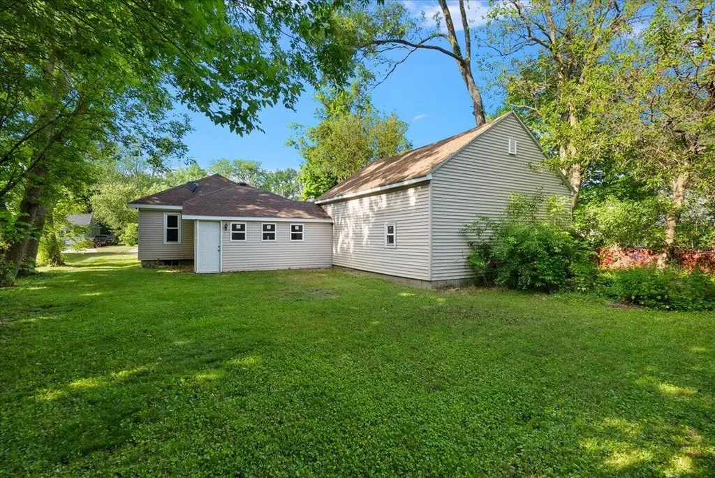 78 Carrie Street NW Sparta Village MI 49345