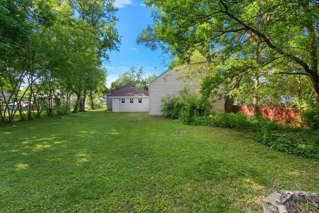 78 Carrie Street NW Sparta Village MI 49345