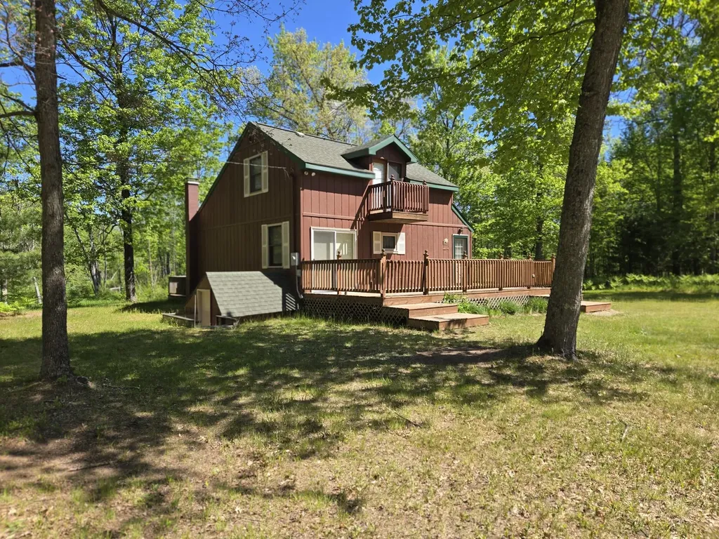382 W Morgan Drive Peacock Township MI 49656