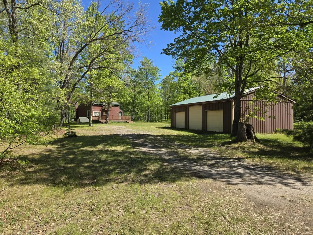 382 W Morgan Drive Peacock Township MI 49656