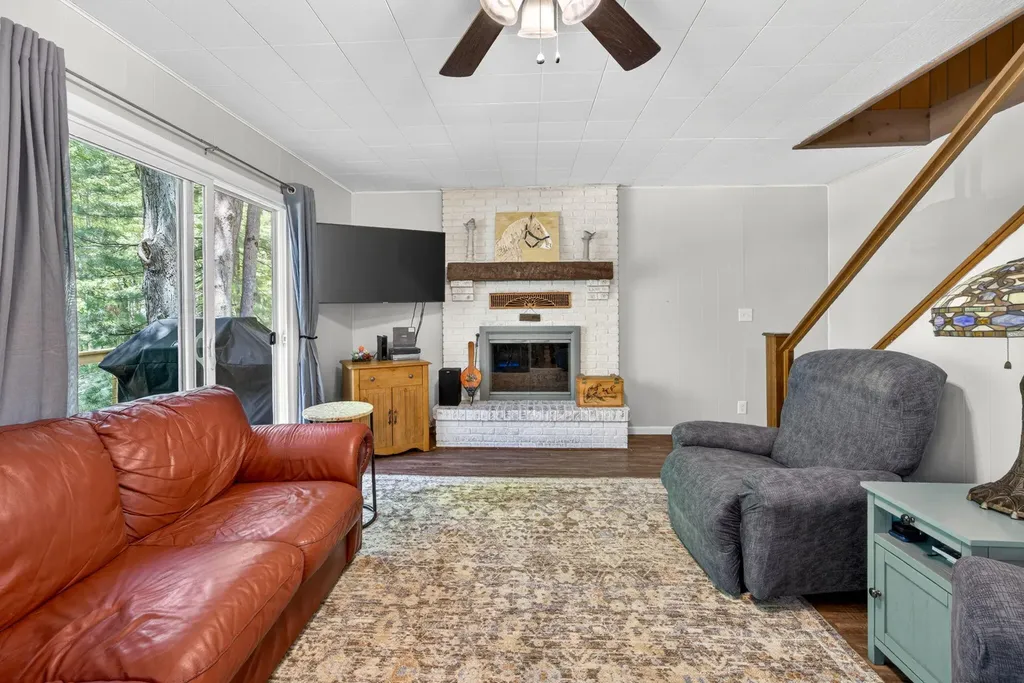 8104 Tanglewood Trail Morton Township MI 49346