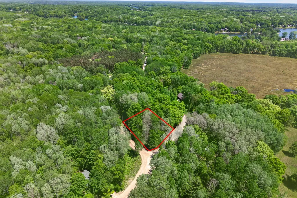 8104 Tanglewood Trail Morton Township MI 49346