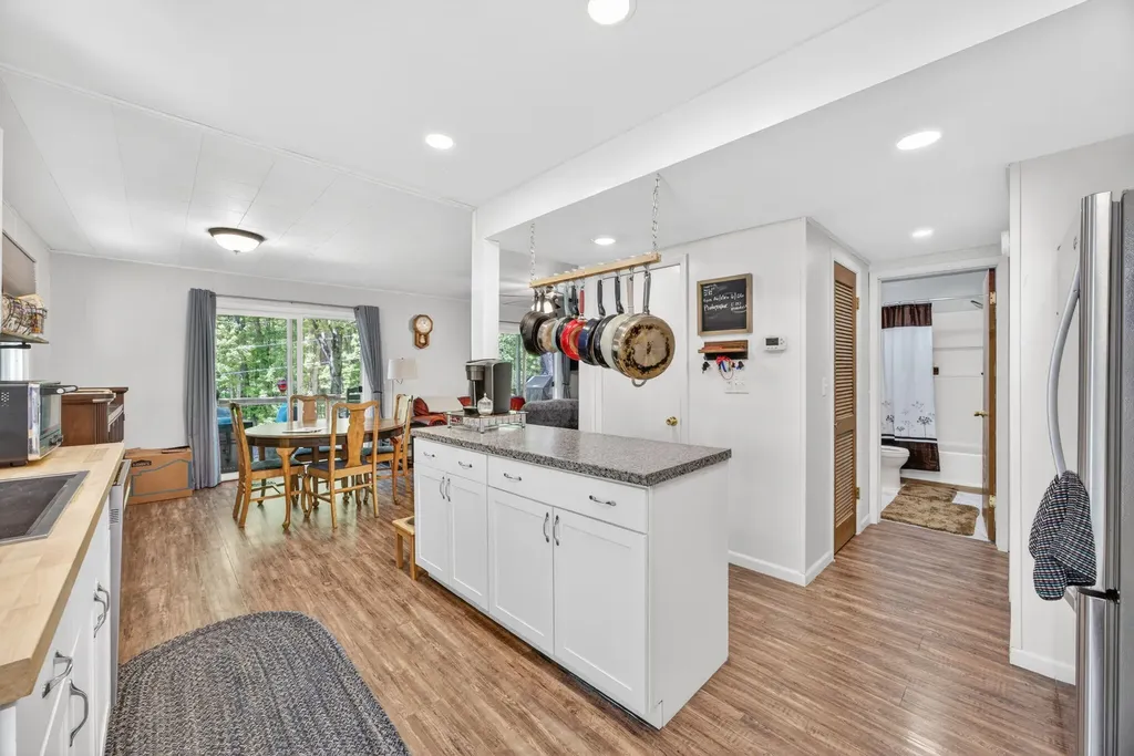 8104 Tanglewood Trail Morton Township MI 49346