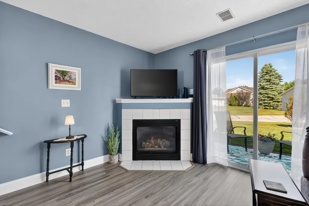 7018 S Cannon Place Drive NE Cannon Township MI 49341