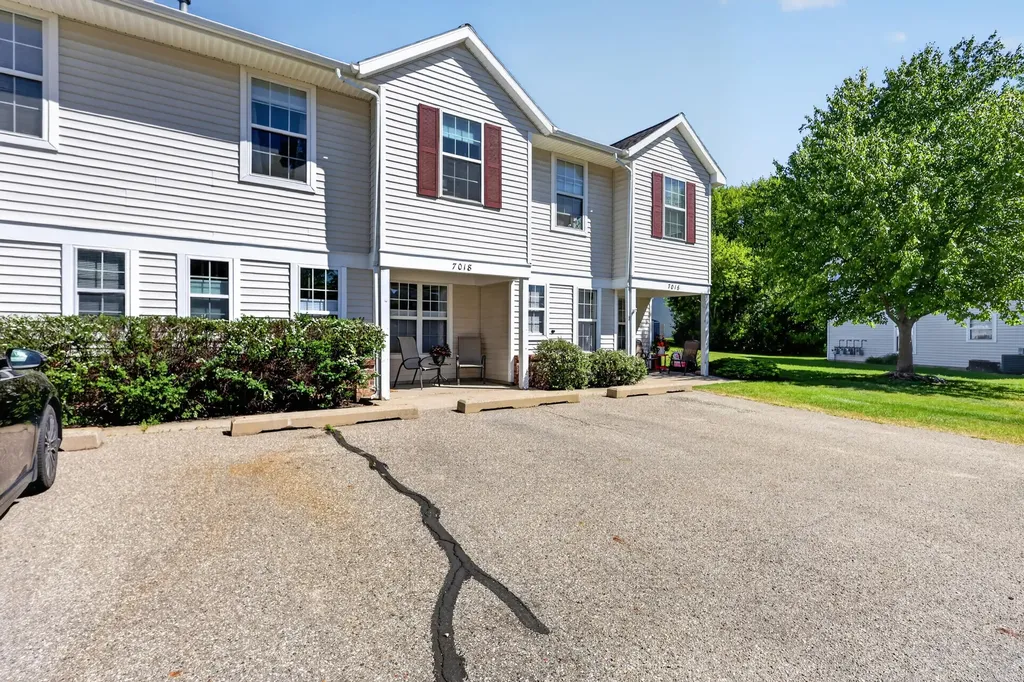 7018 S Cannon Place Drive NE Cannon Township MI 49341
