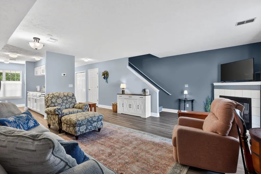 7018 S Cannon Place Drive NE Cannon Township MI 49341