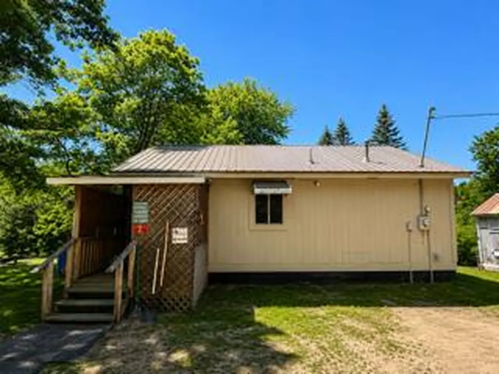 22469 165th Avenue Grant Township MI 49639